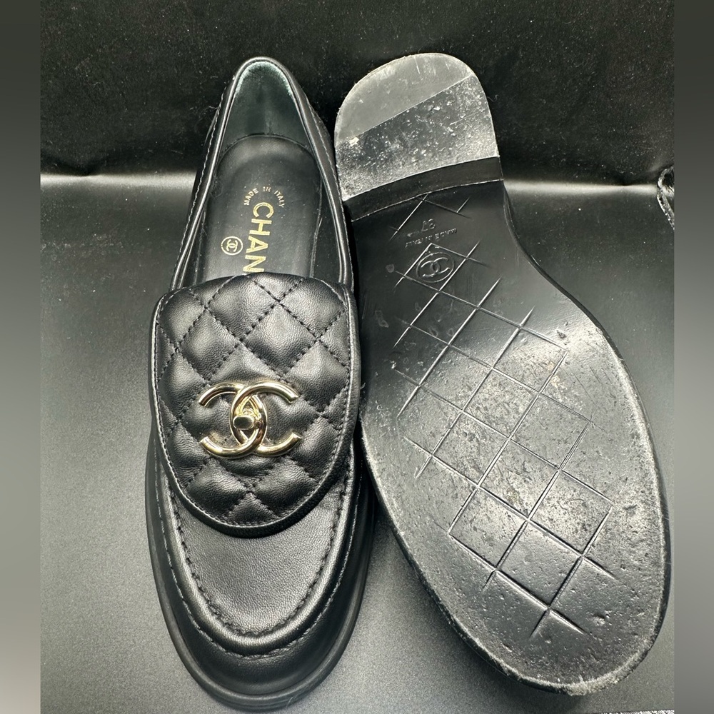 Chanel Lambskin Quilted CC Turnlock Loafers 37 Black